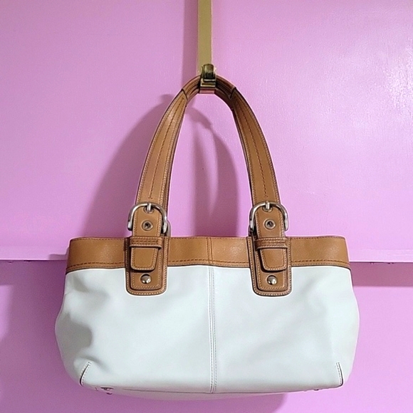 COACHF13732LeatherShoulderBag - Picture 5 of 14